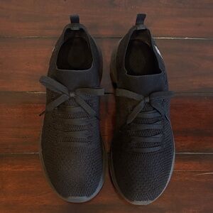 Skechers Women’s Black Sneakers